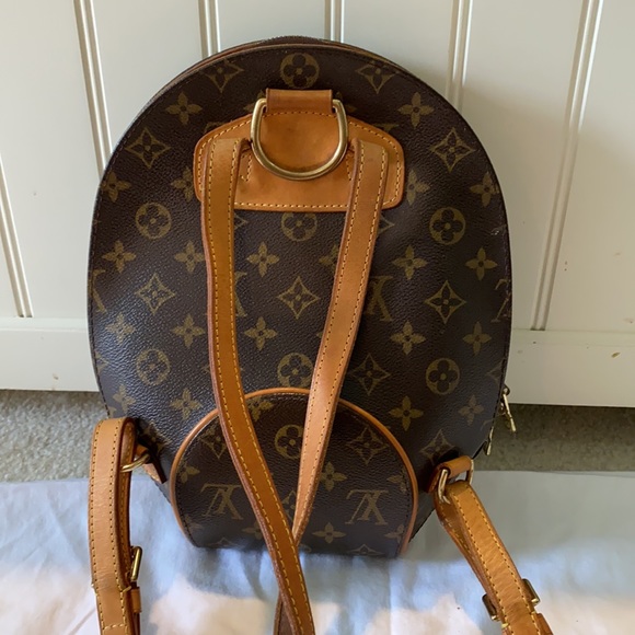 Rare AUTHENTIC Louis Vuitton Ellipse backpack. - Picture 2 of 7
